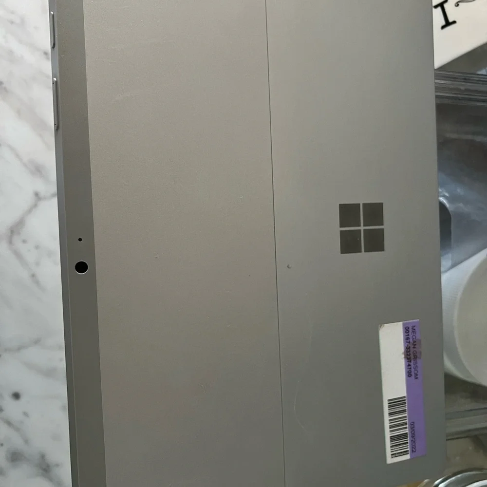 Microsoft Surface 3 w/ 2 Stylus